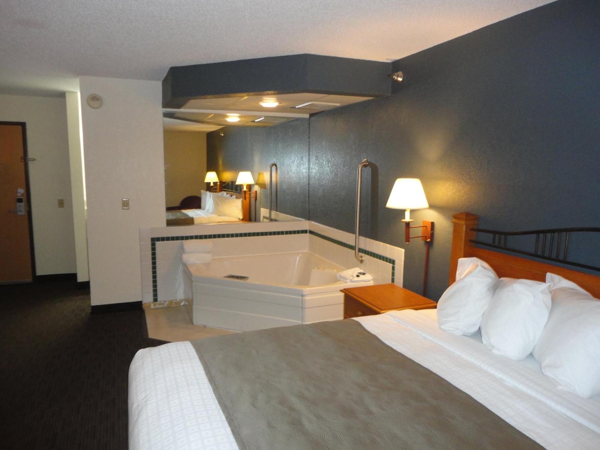 Baymont By Wyndham Owatonna Hotel Luaran gambar